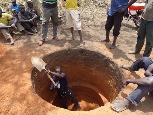 The Water Project : uganda657-01