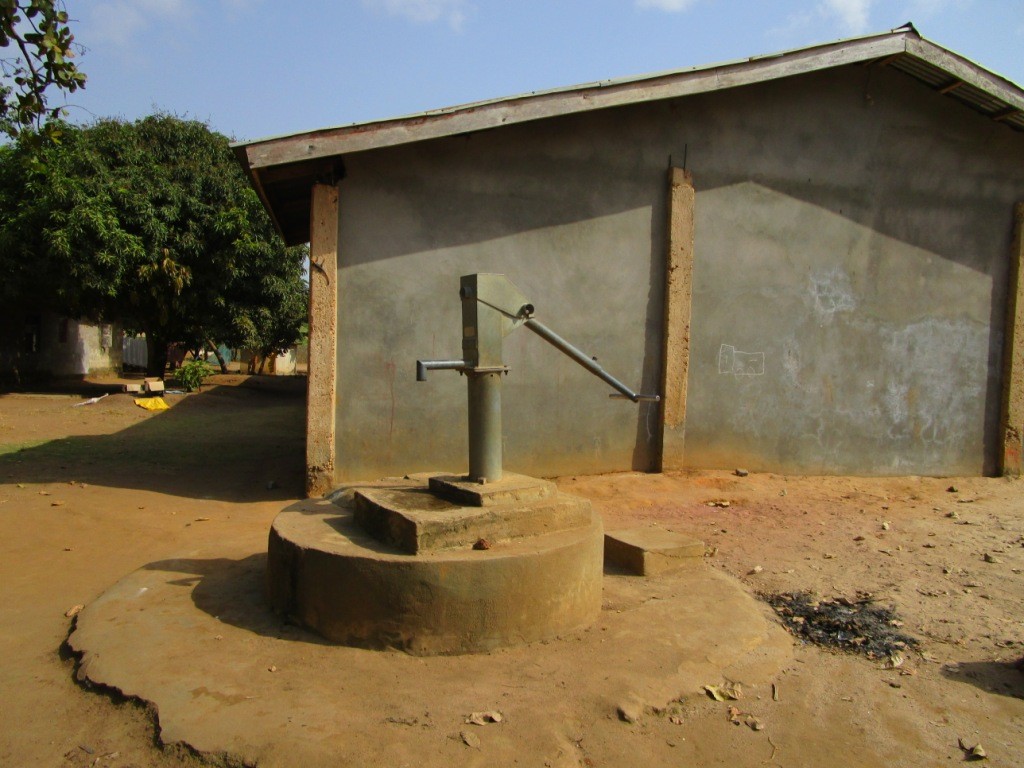 The Water Project : 3-sierraleone5108-dry-well