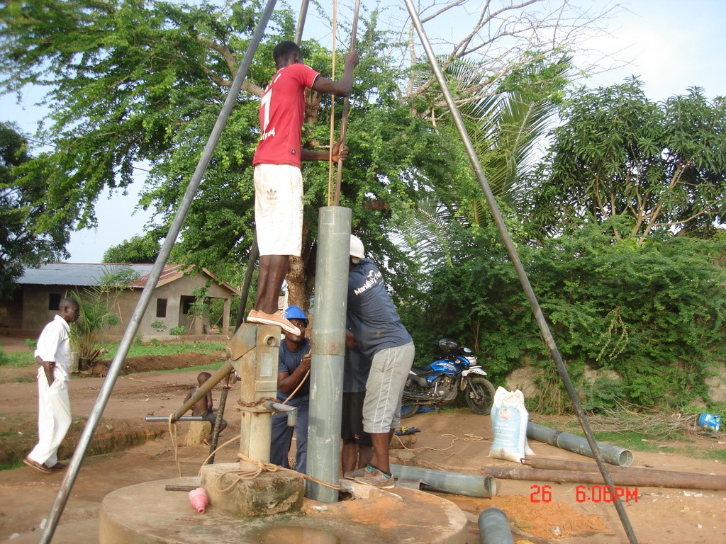 The Water Project : 7-sierraleone5115-drilling