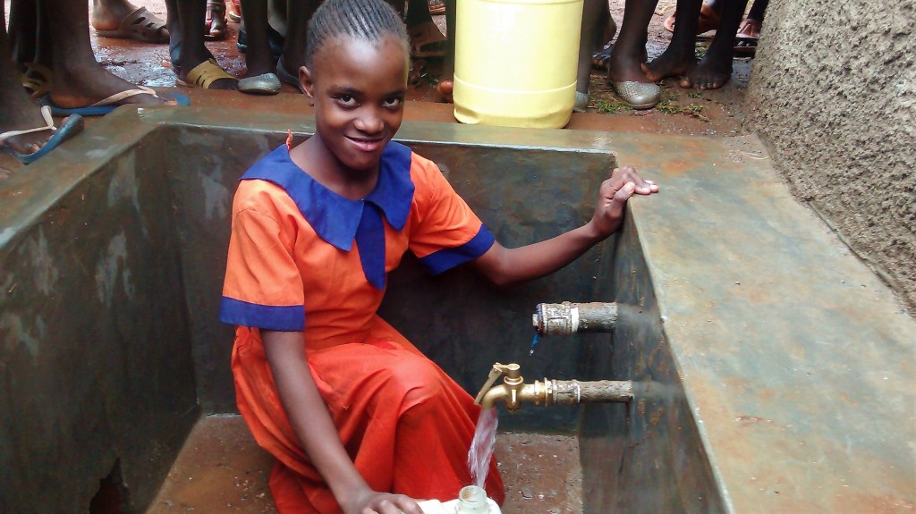 The Water Project : 27-kenya4674-clean-water