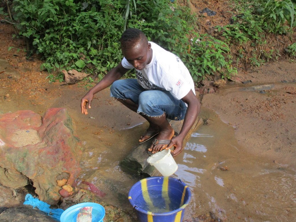 The Water Project : 3-sierraleone5134-current-water-source