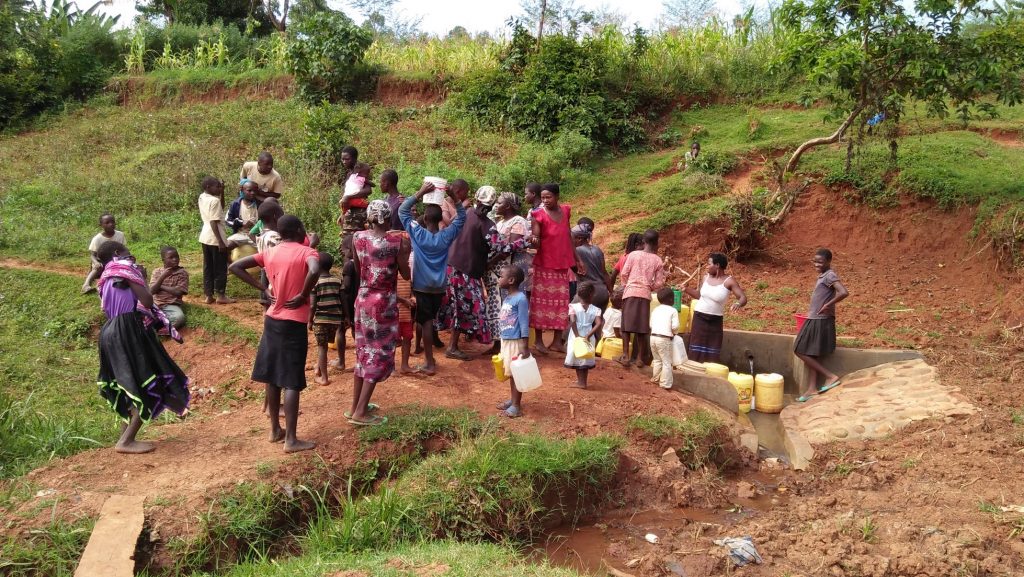 The Water Project : 21-kenya4745-clean-water