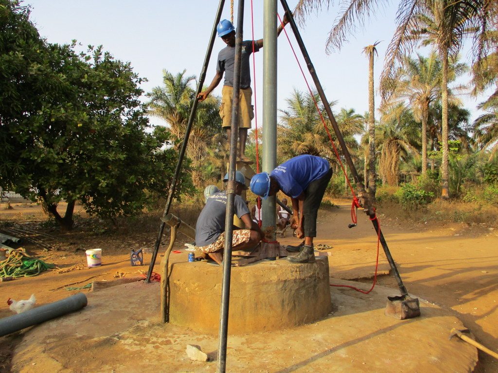 The Water Project : sierraleone18276-drilling-well