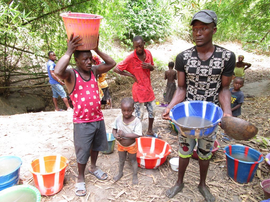 The Water Project : sierraleone18258-water-ready-to-carry-home