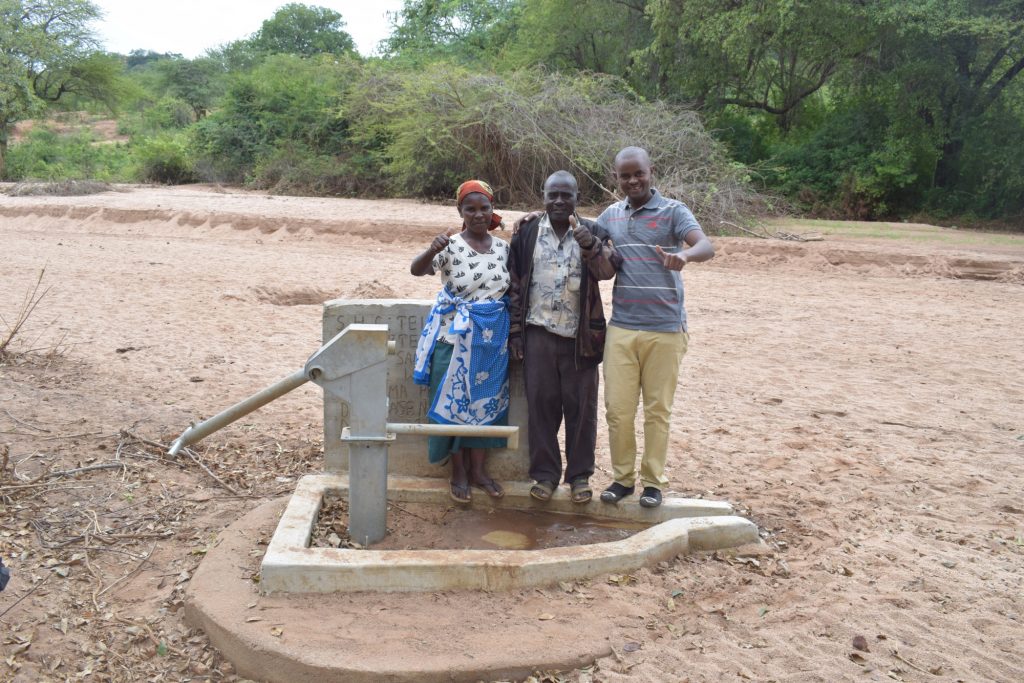 The Water Project : kenya4772-thumbs-up