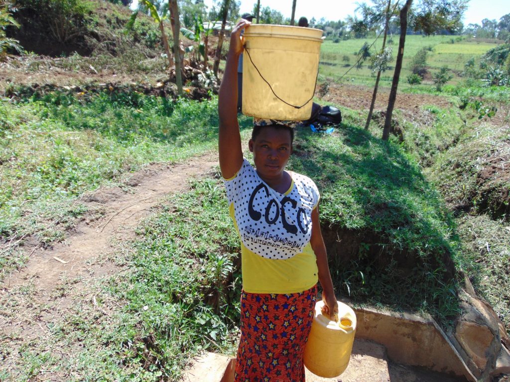 The Water Project : 1-kenya18131-linet-ababu