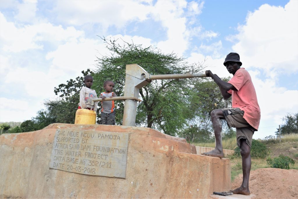 The Water Project : kenya18173-filling-up-jerrycan-with-water