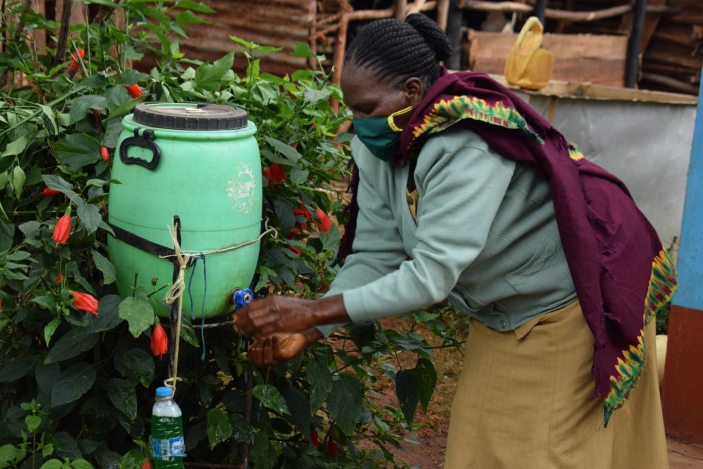 The Water Project : covid19-kenya4456-handwashing-2