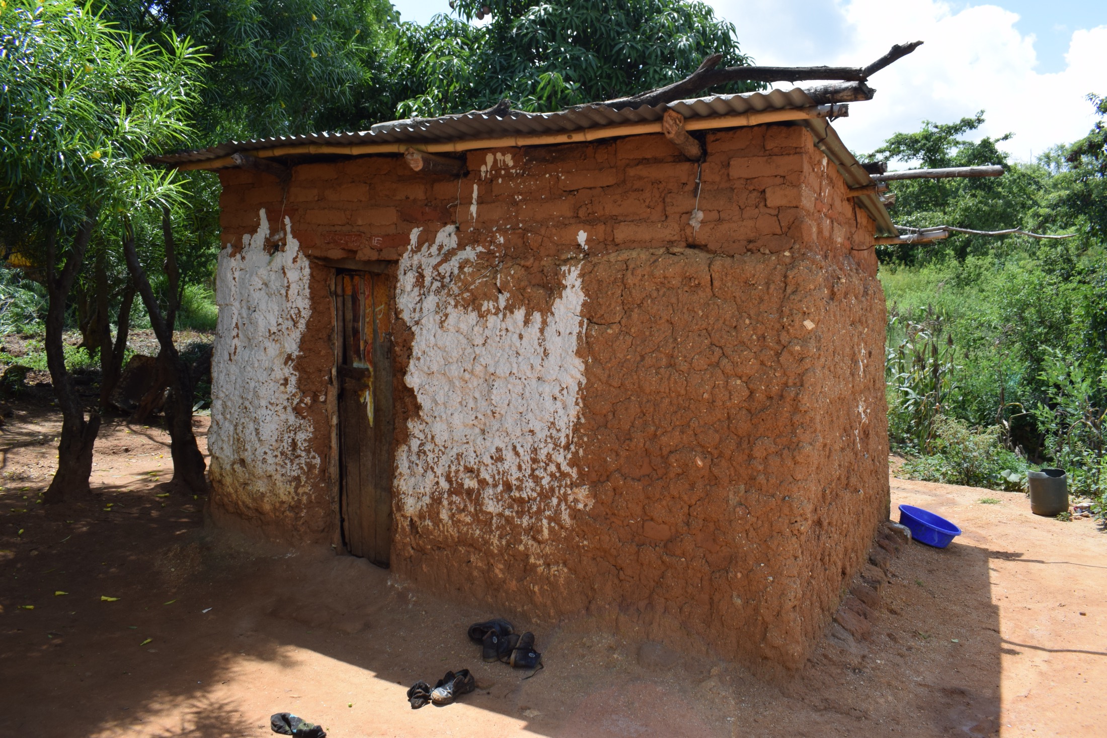 The Water Project: Kenya - Mathanguni Community