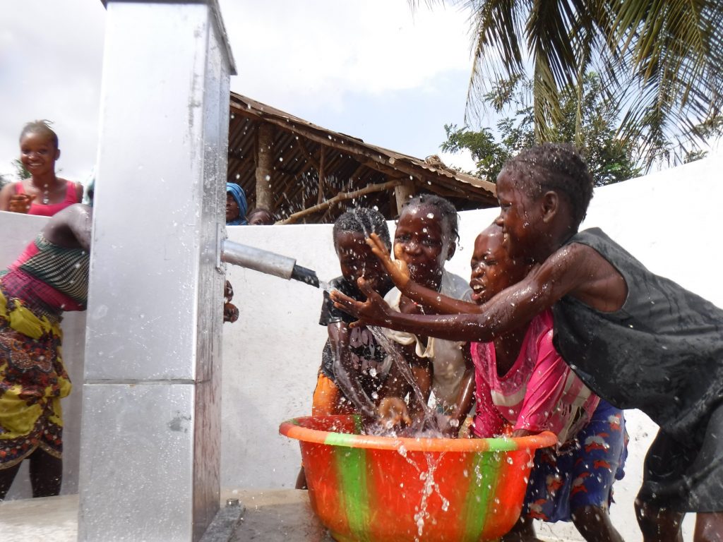 The Water Project : sierraleone20420-kids-celebrate-at-the-well
