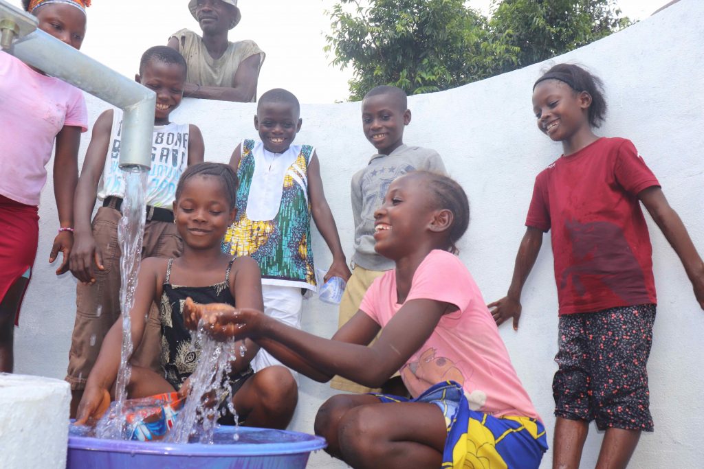 The Water Project : mhsl21545-0-happy-kids