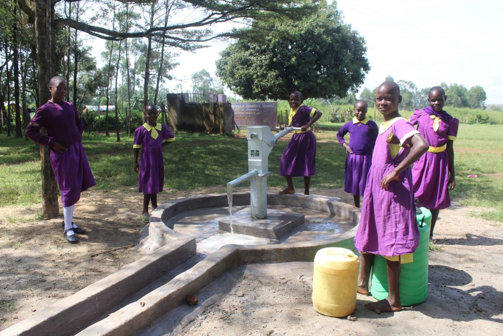 The Water Project : kenya21364-6-kids-at-the-well-1