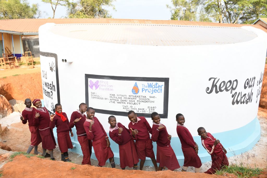 The Water Project : kenya21460-1-thumbs-up-7