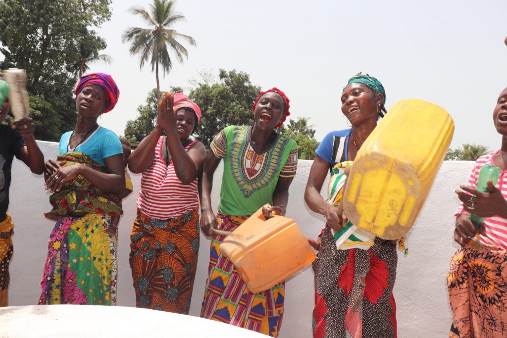 The Water Project : sierraleone22642-1-1-singing-and-dancing-4