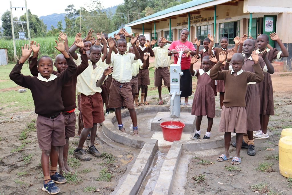 The Water Project : kenya22244-0-excited